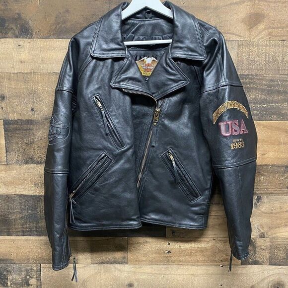 Harley Davidson Embroidered Women’s Leather Jacket Size Small